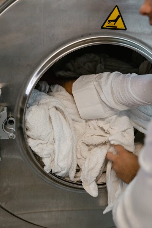 Tips for Caring for Your Clothes Longer and Keeping Them Fresh